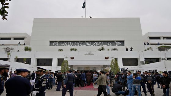 What are Pakistan’s controversial constitutional amendments about? | Explainer News