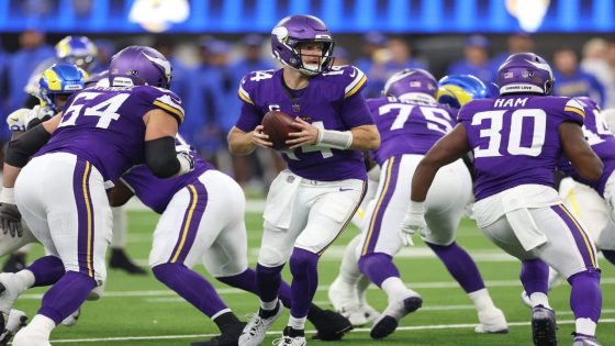 What Christian Darrisaw's injury means for an already-disjointed Vikings offense