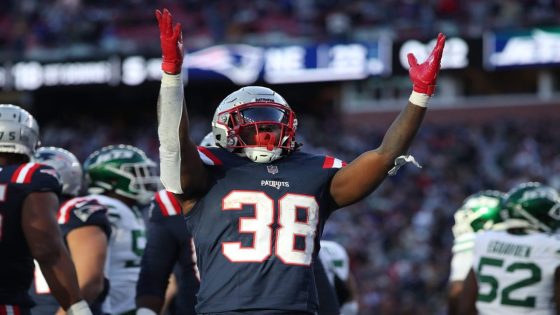 Patriots stun Jets 25-22 with late Stevenson TD. What's next for 2-6 New York? Key takeaways