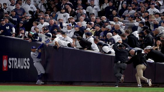 Top notable fan interference plays in MLB history: From Steve Bartman to Mookie Betts