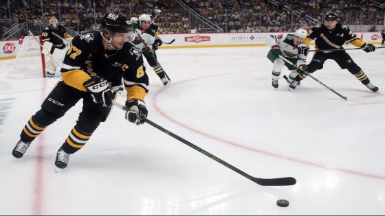 Desperate Penguins can't even get boost from Sidney Crosby, Evgeni Malkin on same line