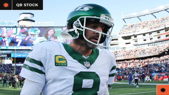 NFL QB stock report, Week 9: Why the Aaron Rodgers-Jets experiment has failed