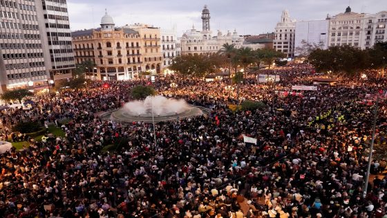 Thousands protest in Spain’s Valencia over handling of deadly floods | Floods News