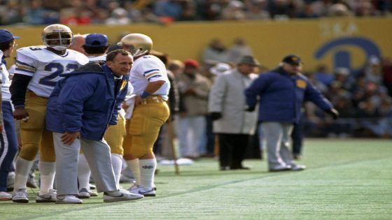 Former Notre Dame coach Gerry Faust dies at 89