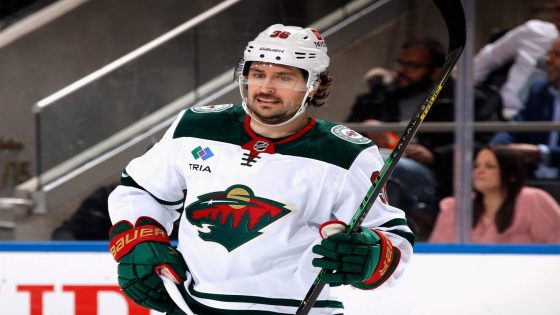 Wild's Mats Zuccarello out 3 to 4 weeks after undergoing surgery