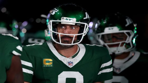 The Jets' QB options for 2025 — with or without Aaron Rodgers