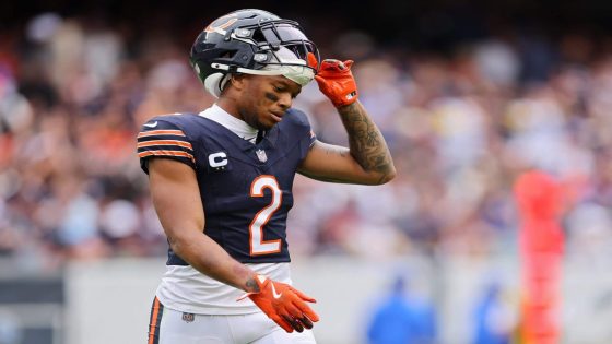 Caleb Williams and DJ Moore need to get on the same page, plus more Bears fallout