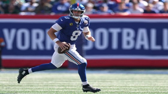 Giants benching QB Daniel Jones with New York 2-8: Source