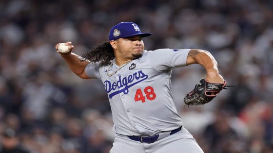 Dodgers' Brusdar Graterol expected to miss first half of 2025 after shoulder surgery