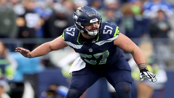 Seahawks starting center Connor Williams retiring from NFL at 27, Mike Macdonald says