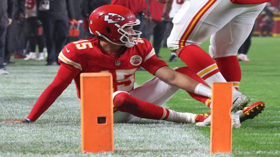 Chiefs survive Bucs, Patrick Mahomes injury scare to preserve perfect record in OT: Key takeaways