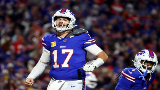 Bills hand Chiefs first loss of season as Josh Allen rushes for late TD: Key takeaways