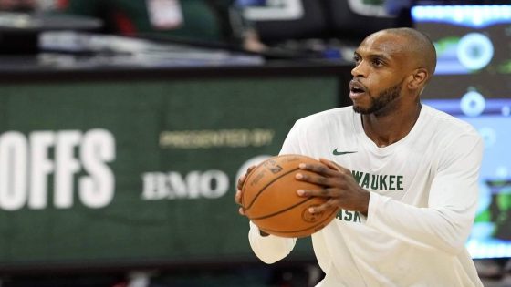 Bucks' Khris Middleton: 'Trending in the right direction every day'