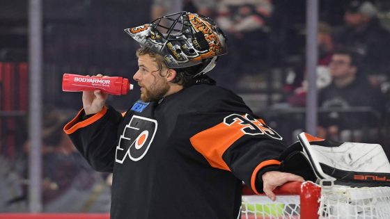 Samuel Ersson is the Flyers' only reliable option in net right now. Should they ride him?