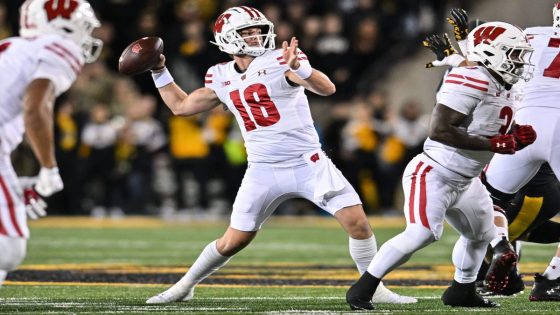 Wisconsin-Oregon game keys and prediction: Do Badgers have hope left?