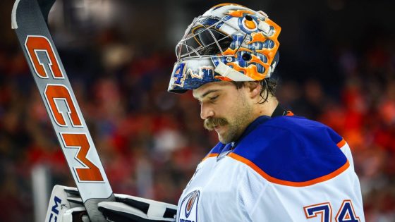 Should the Edmonton Oilers be worried about their goaltending?