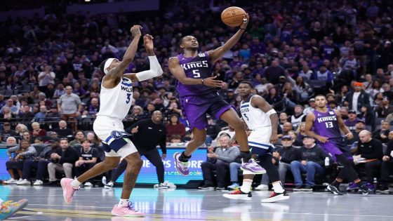 NBA Rewind: De'Aaron Fox's historic weekend, the 15-0 Cavs and your NBA Cup-date