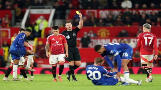 Man Utd's Lisandro Martinez should have been sent off for Cole Palmer tackle, says Chelsea's Enzo Maresca