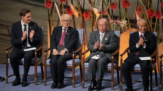 Japanese atomic bomb survivors accept Nobel Peace Prize | Conflict