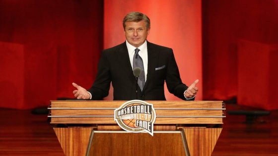 Mavericks name Rick Welts, NBA Hall of Fame executive, as franchise's next CEO