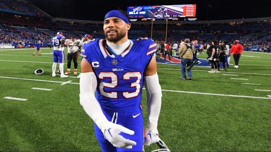 Why bringing safety Micah Hyde back now would make sense for the Bills