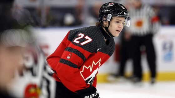 Maple Leafs' Easton Cowan shines for Canada in World Juniors pre-tournament win over Switzerland