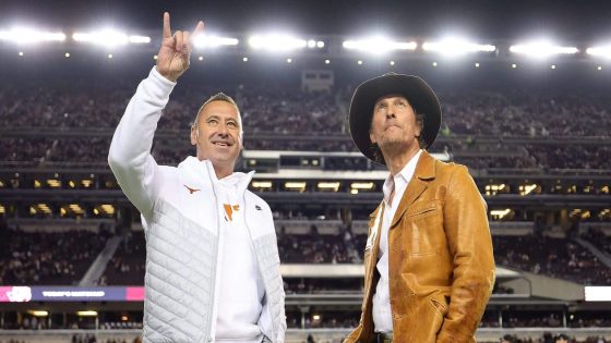 What I saw at Texas-Texas A&M: Scenes from an essential college football rivalry's return