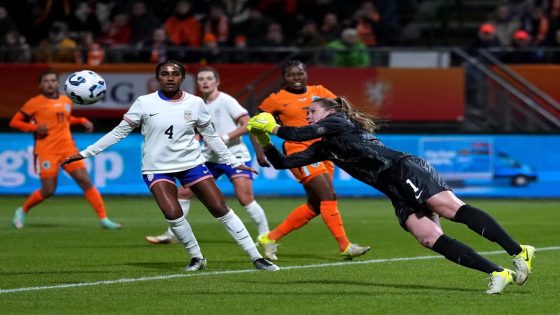 USWNT goalkeeper Alyssa Naeher comes up big in her final game for the United States