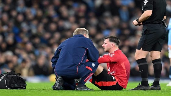 Manchester United's Mason Mount out 'several weeks' with latest injury