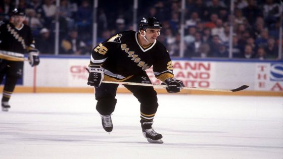 Yohe: The brilliance of Kevin Stevens' hockey career shouldn't be forgotten