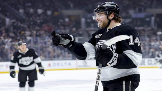 How the L.A. Kings, out of the mushy middle, became the NHL’s hottest team