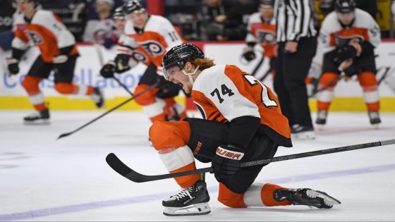 Owen Tippett's career night sparks Flyers in another comeback: 'Ready to really take off'