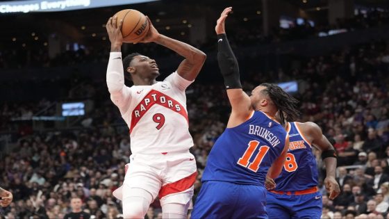 Scottie Barnes' injury keeps RJ Barrett in the middle of things with Raptors