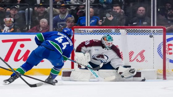 How Kiefer Sherwood powered an impressive Canucks' bounce-back win: 3 takeaways