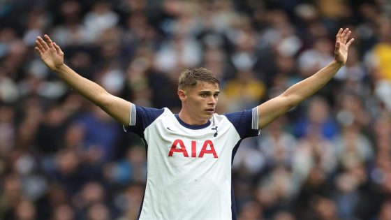 Tottenham pair Van de Ven and Romero unlikely to return until new year, says Postecoglou